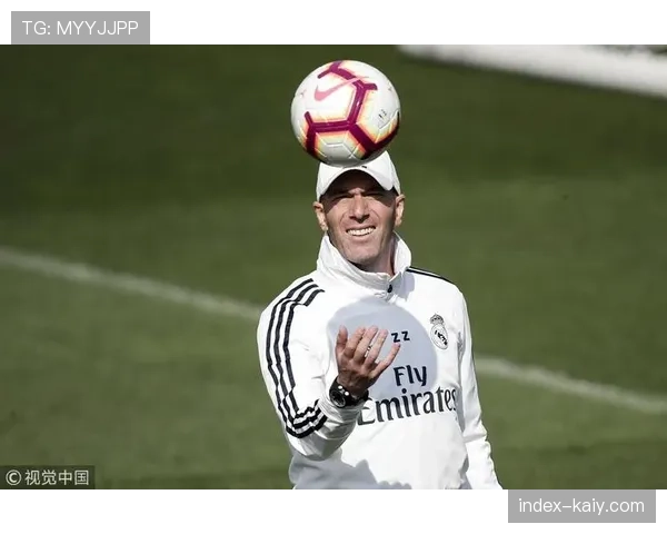 瓦伦西亚公布训练视频，重点演练由守转攻时的快速前压